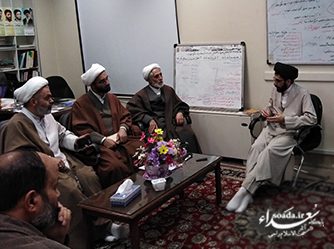 نگارخانه | حضور حجت الاسلام وفایی رئیس امور مساجد استان خراسان در دفتر پژوهش صعود چهل ساله نگارخانه | حضور حجت الاسلام وفایی رئیس امور مساجد استان خراسان در دفتر پژوهش صعود چهل ساله